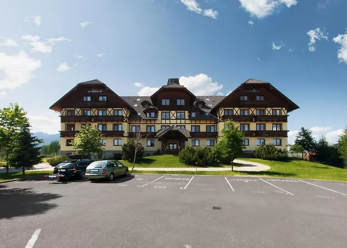 Tatryview By Kingdubaj Vel'ka Lomnica